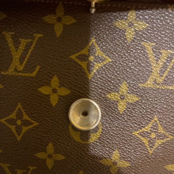 Louis Vuitton Vintage Monogram Clutch - Picture 6 of 12